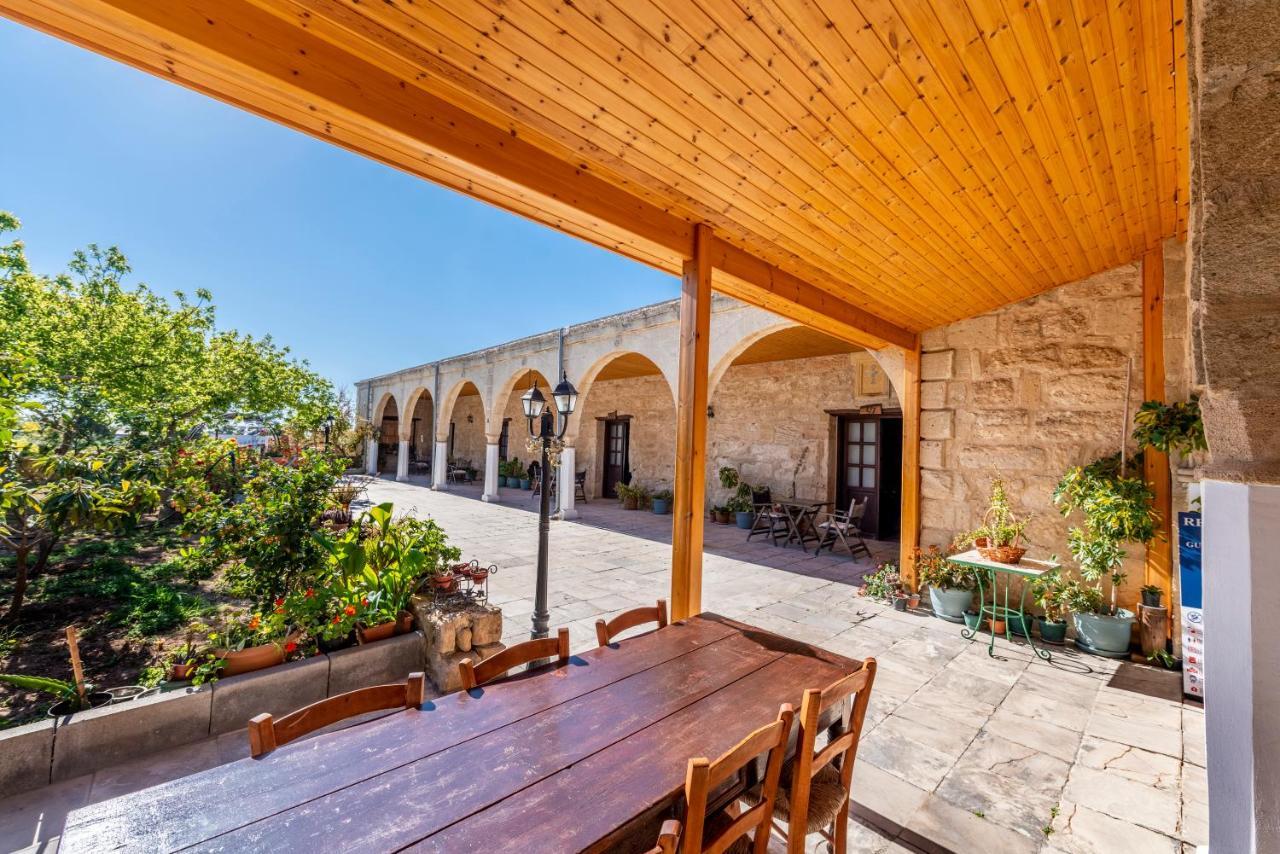 Revakli Ev Guest House Rizokarpaso Экстерьер фото
